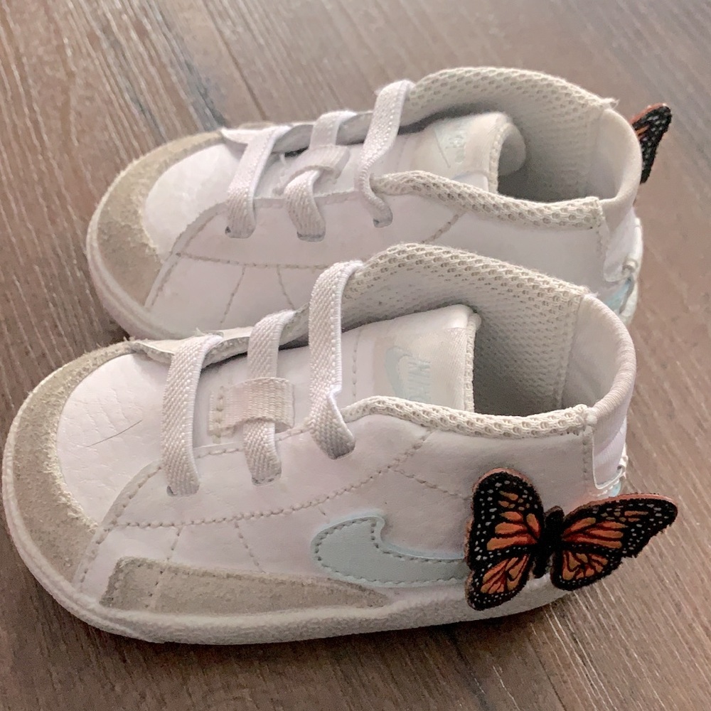 Baby nikes size 3!